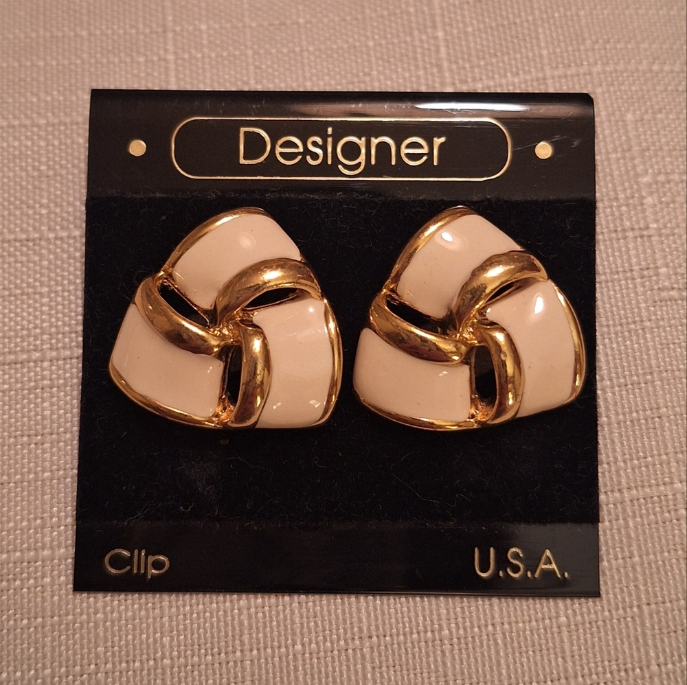 Enamel Ribbon Knot Goldtone & Cream Clip On Earrings NOS Vintage 1990s Designer